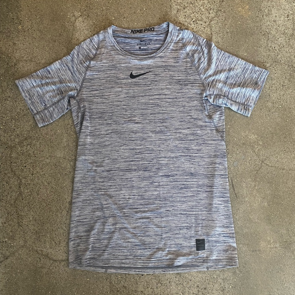 Nike Pro short sleeve